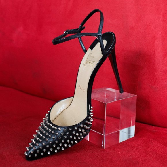 *CHRISTIAN LOUBOUTIN* SPIKED BLACK SLING BACKS Size 38 - Picture 1 of 9